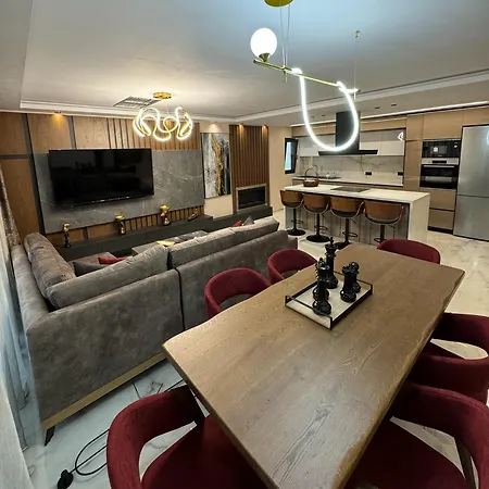 Callie Luxury
