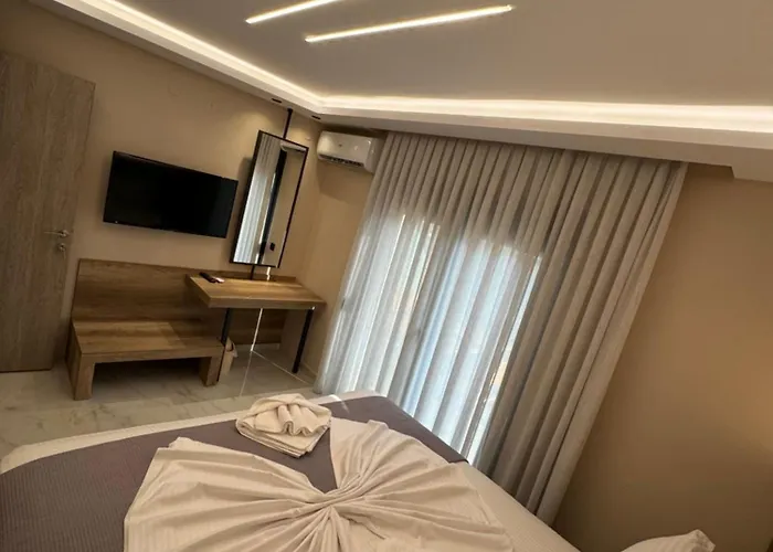 Callie Luxury *