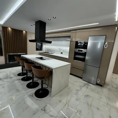 Callie Luxury Apartment Nikiti (Sithonia)